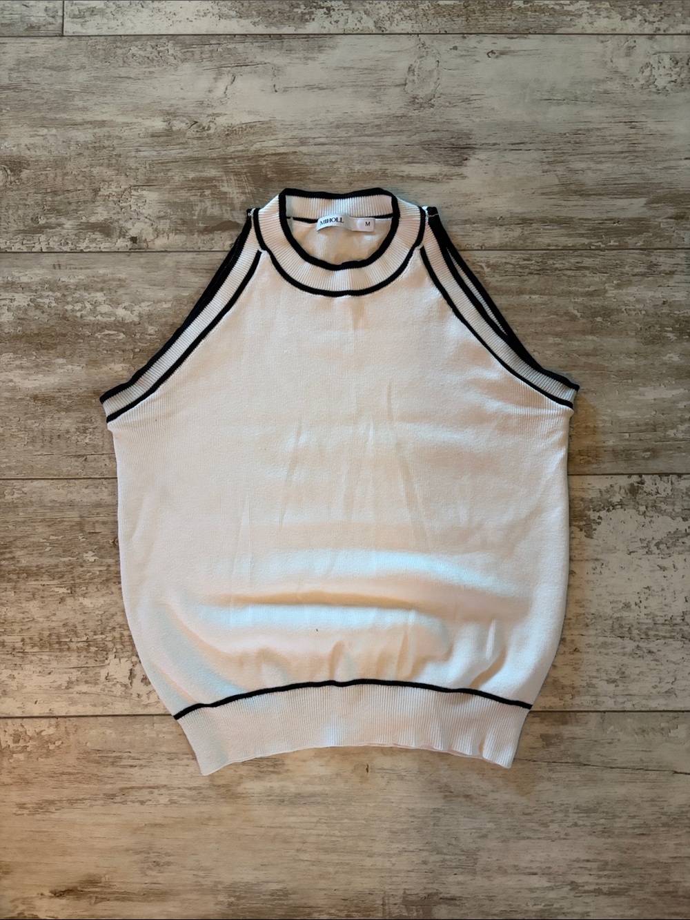 Sleeveless Knit Sweater Tank with Contrast Trim - White / Black